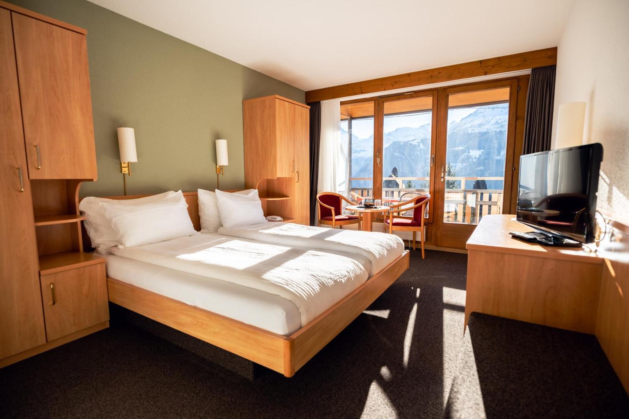 Hotel Jungfraublick 3*